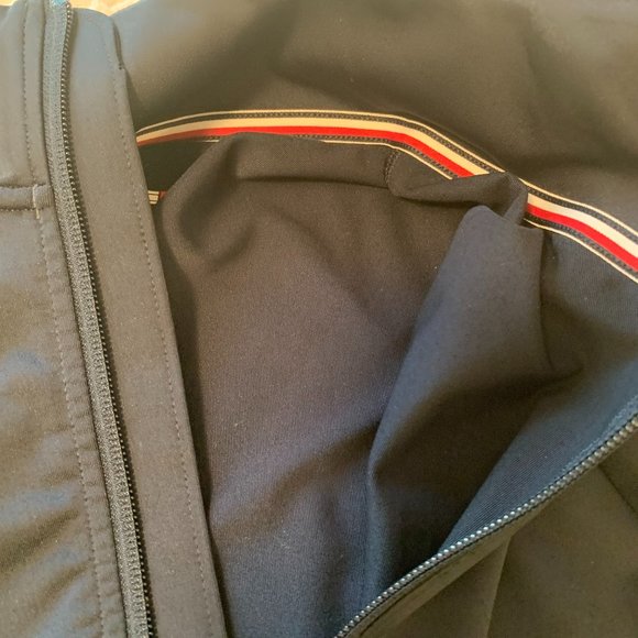 Track Suite - Picture 9 of 11